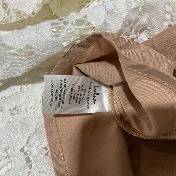 LULUS White Lace Maxi Long Dress with Nude Lining V-Neck Size Medium - Picture 10 of 10